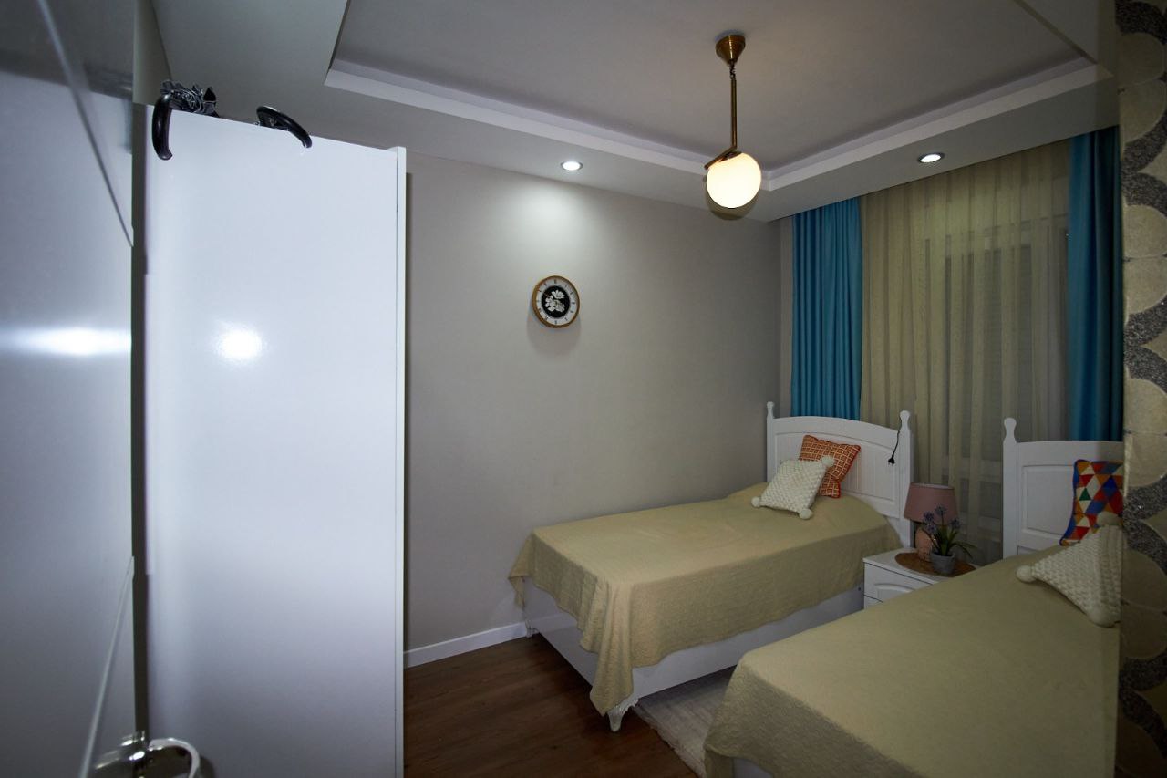 Квартира 2+1 площадью 90 квадратных метров в жилом комплексе Birgül Bileydi Residence в Анталии, район Коньялты, Лиман